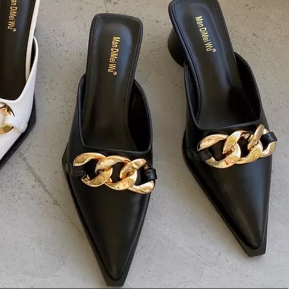 Black and Gold Slide on Pointed Toe Heels - Picture 2 of 4